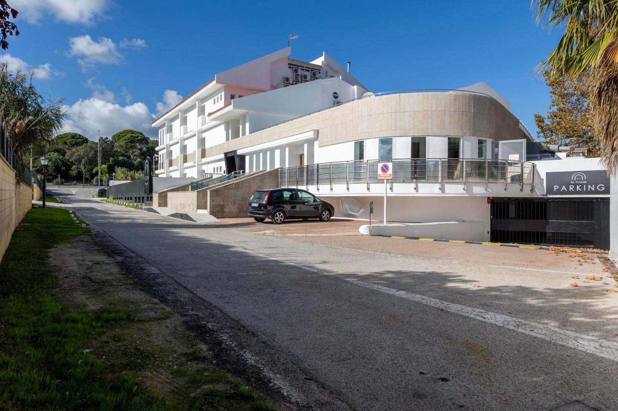Hotel El Tujjar Los Barrios Exterior foto